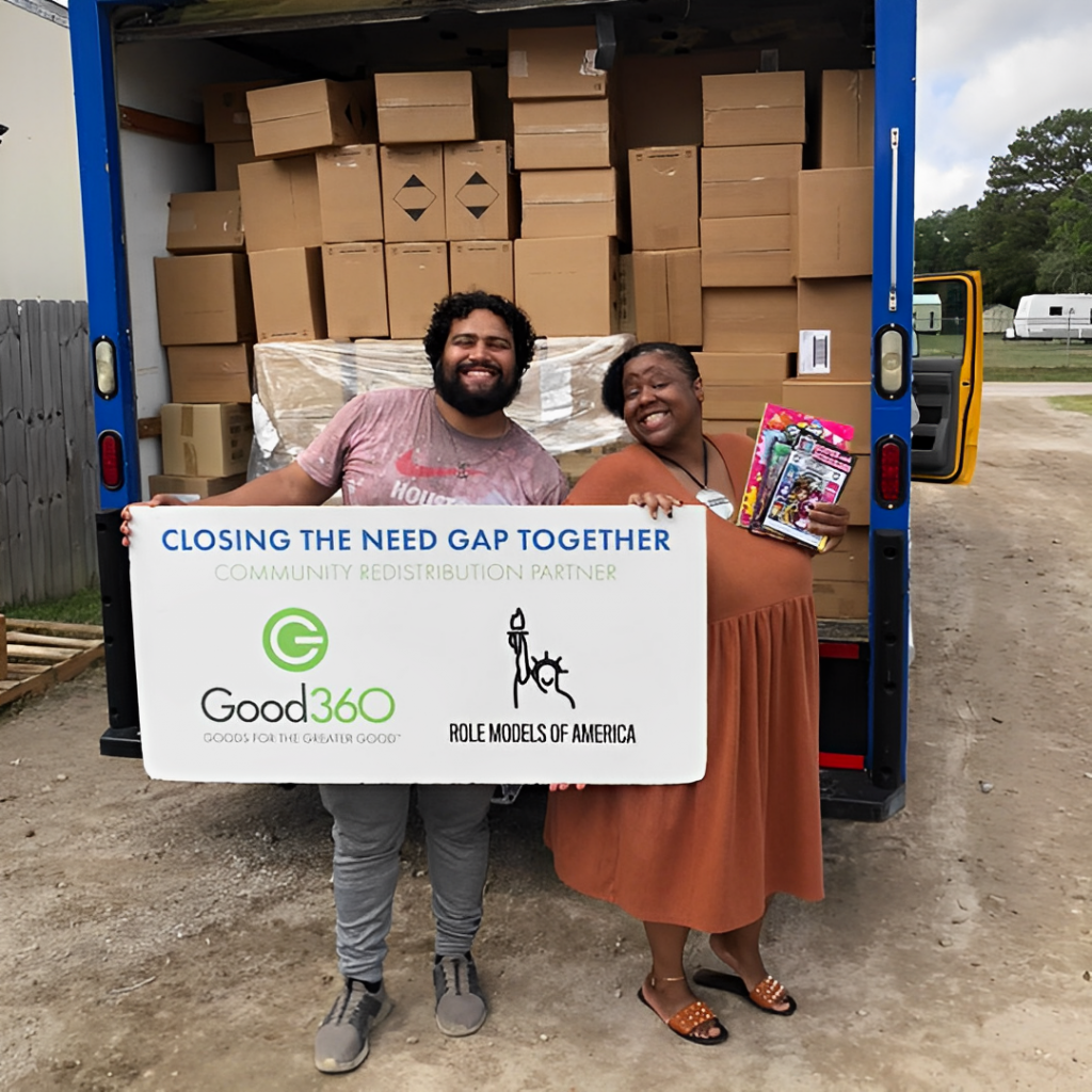 Fruit of the Loom, Inc. Donates 154,000 Apparel Items to Support Good360's  Humanitarian Efforts Domestically and Abroad - Good360